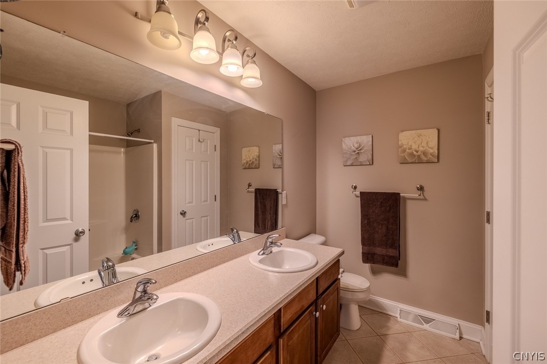 8782 Wedgefield Lane