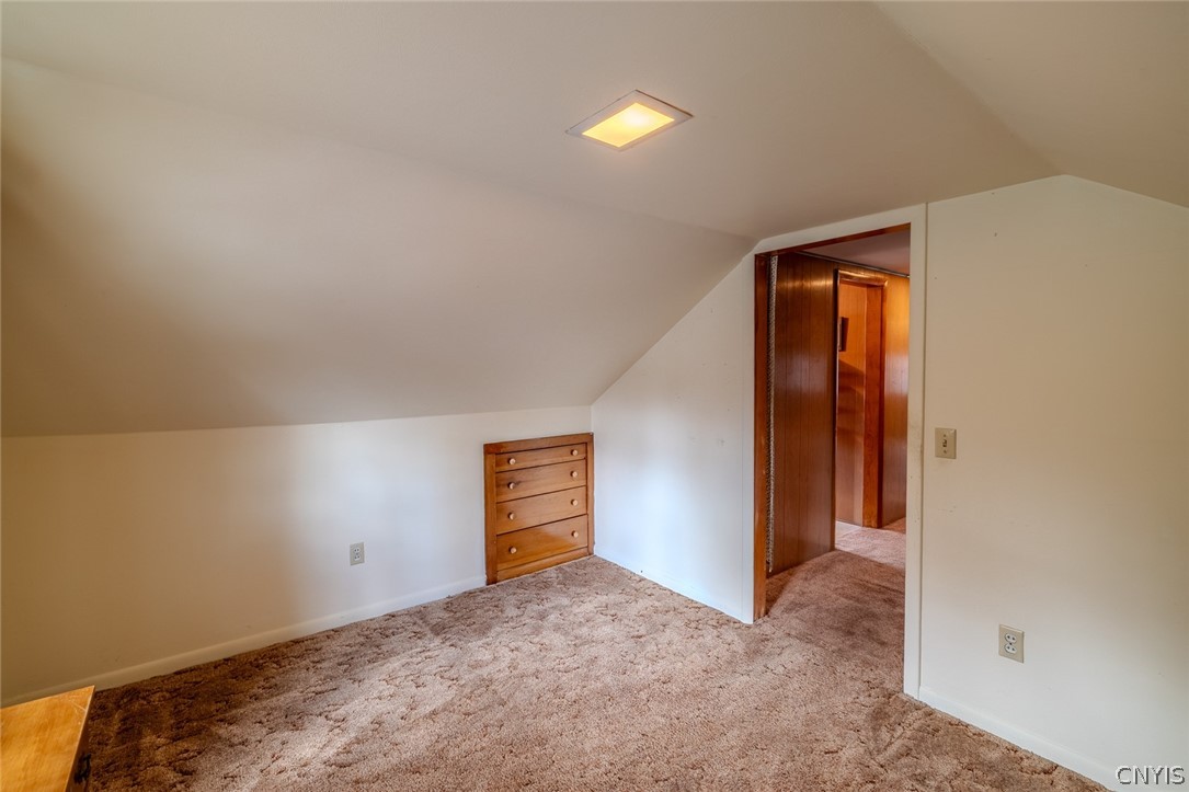 6286 Fly Road