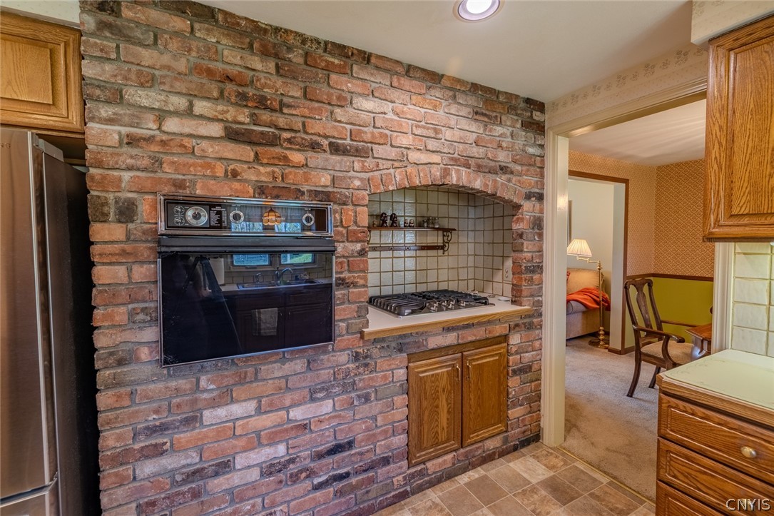 7618 Sandy Lane