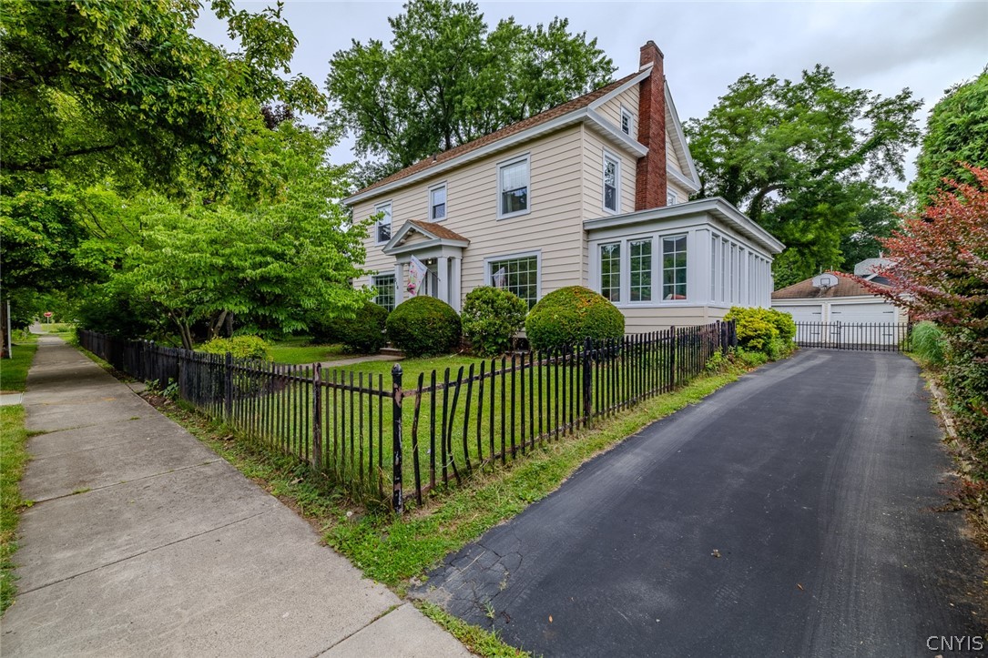 216 Hampton Road