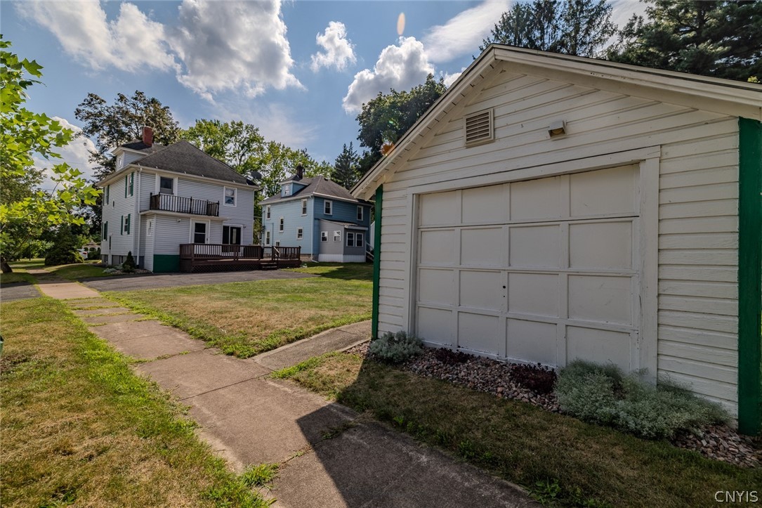 108 6th St Street