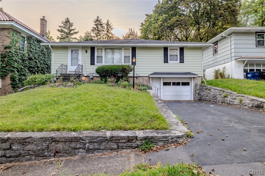 306 Carlton Drive