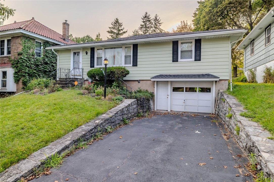 306 Carlton Drive