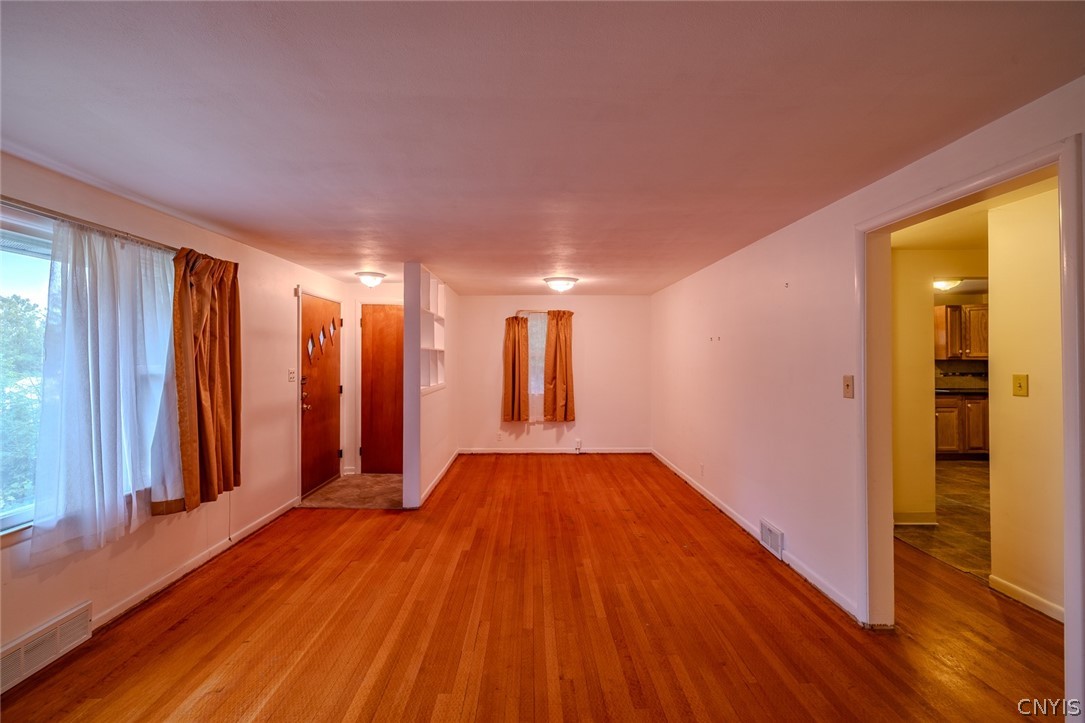 306 Carlton Drive