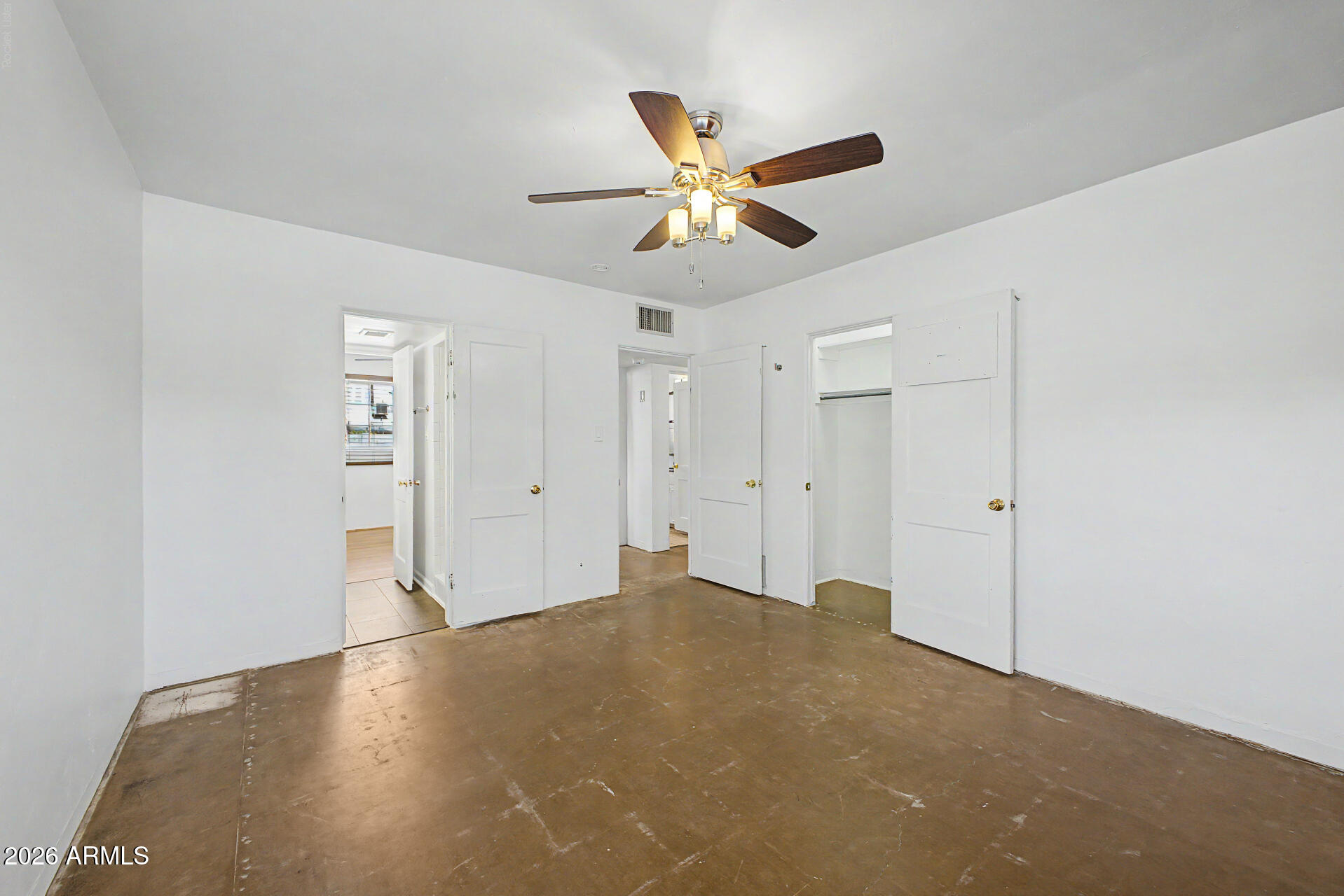 2028 E GRANADA Road
