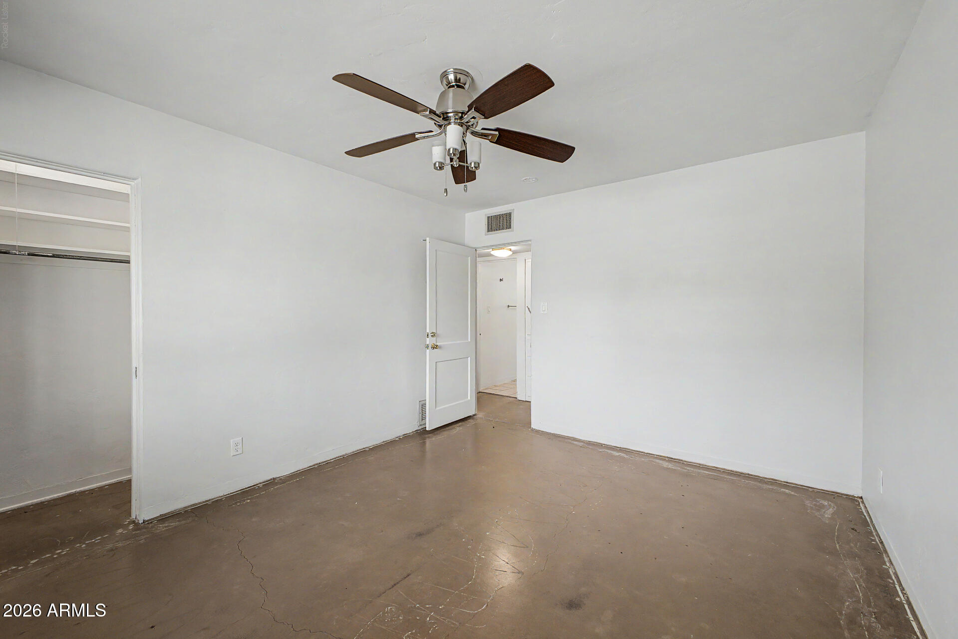 2028 E GRANADA Road