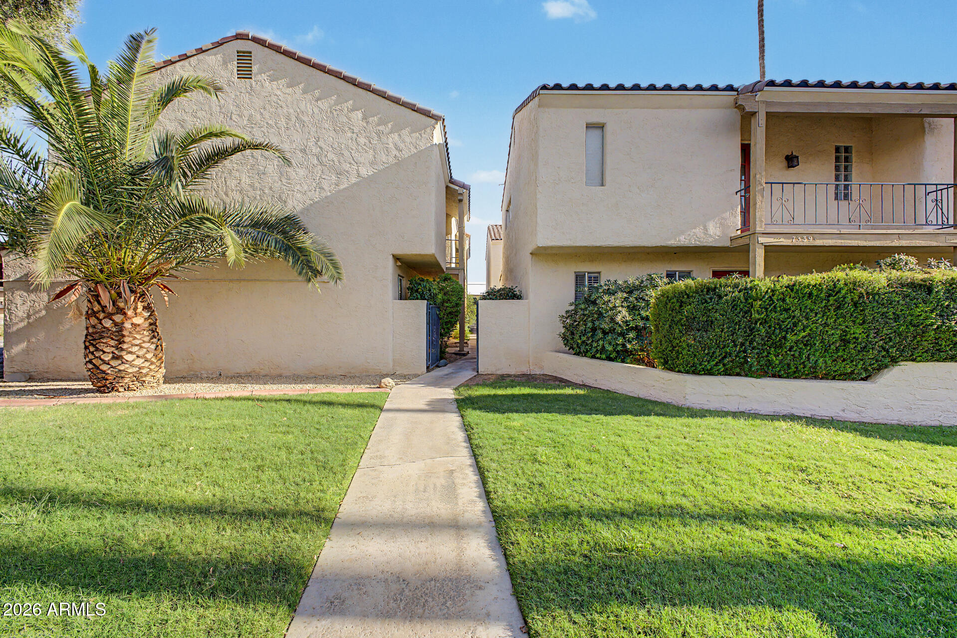 7347 E THORNWOOD Drive