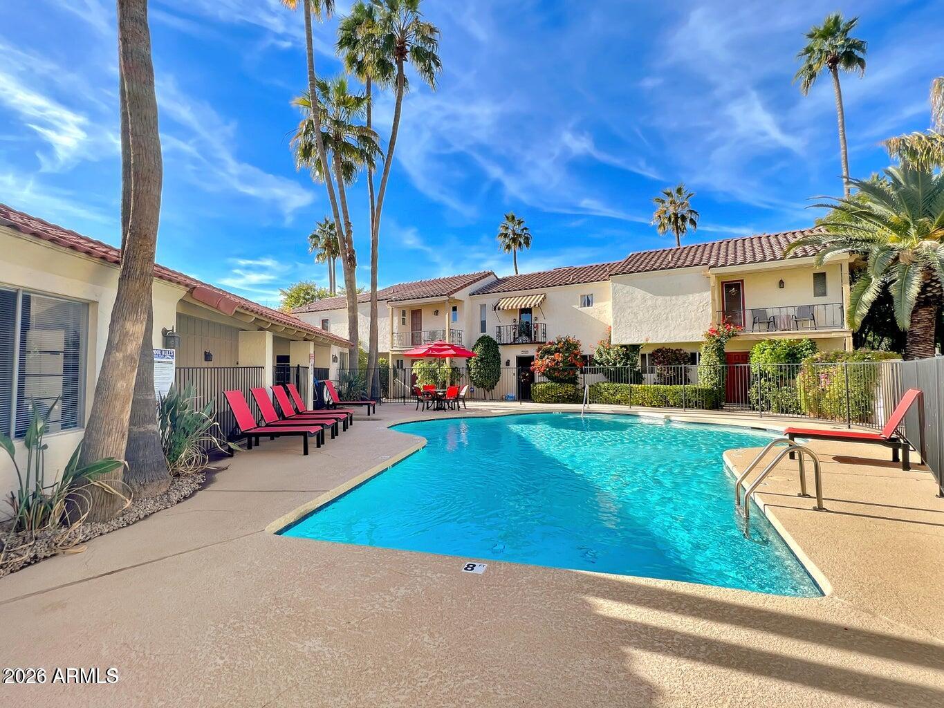 7347 E THORNWOOD Drive