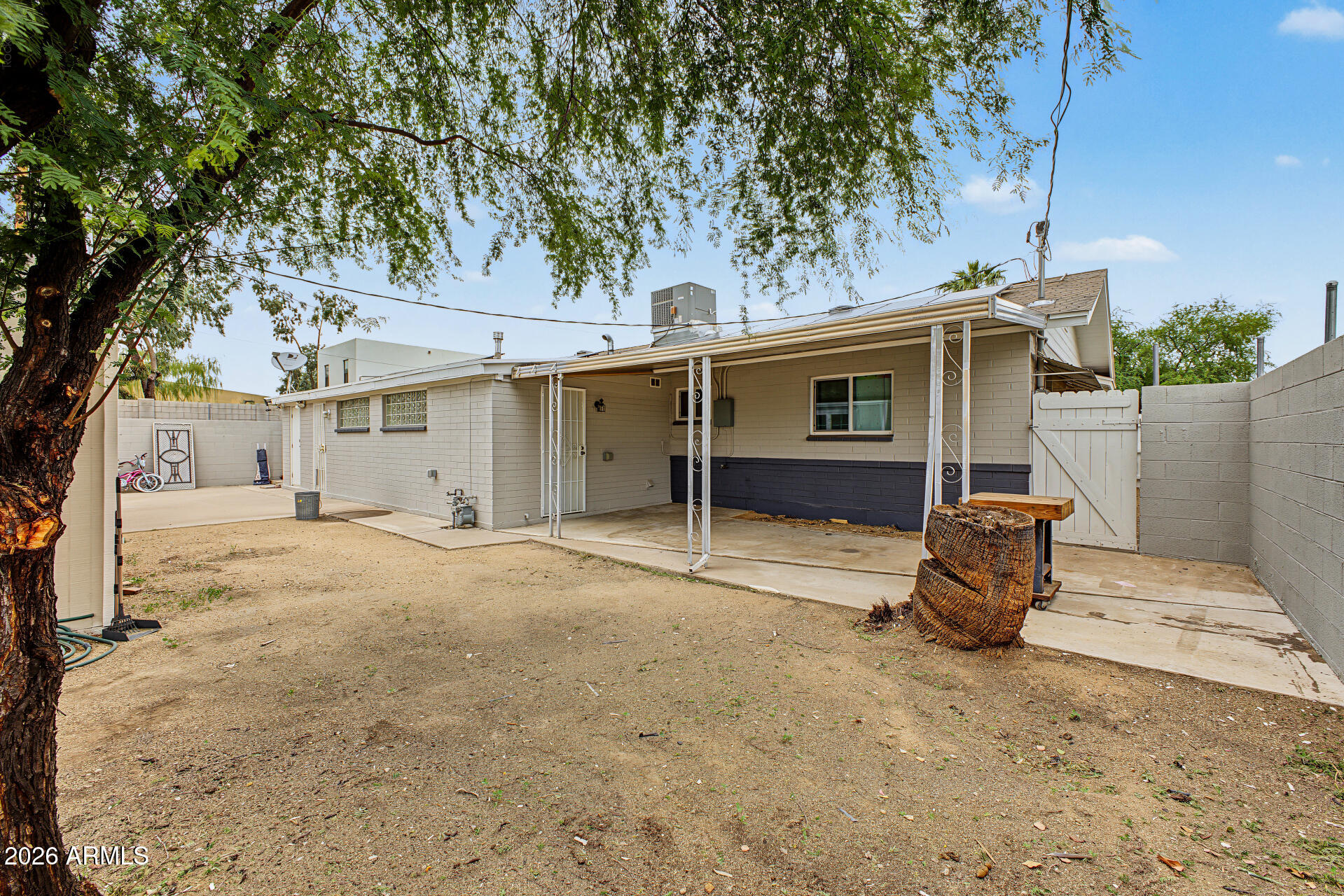 1927 E MONTEREY Way
