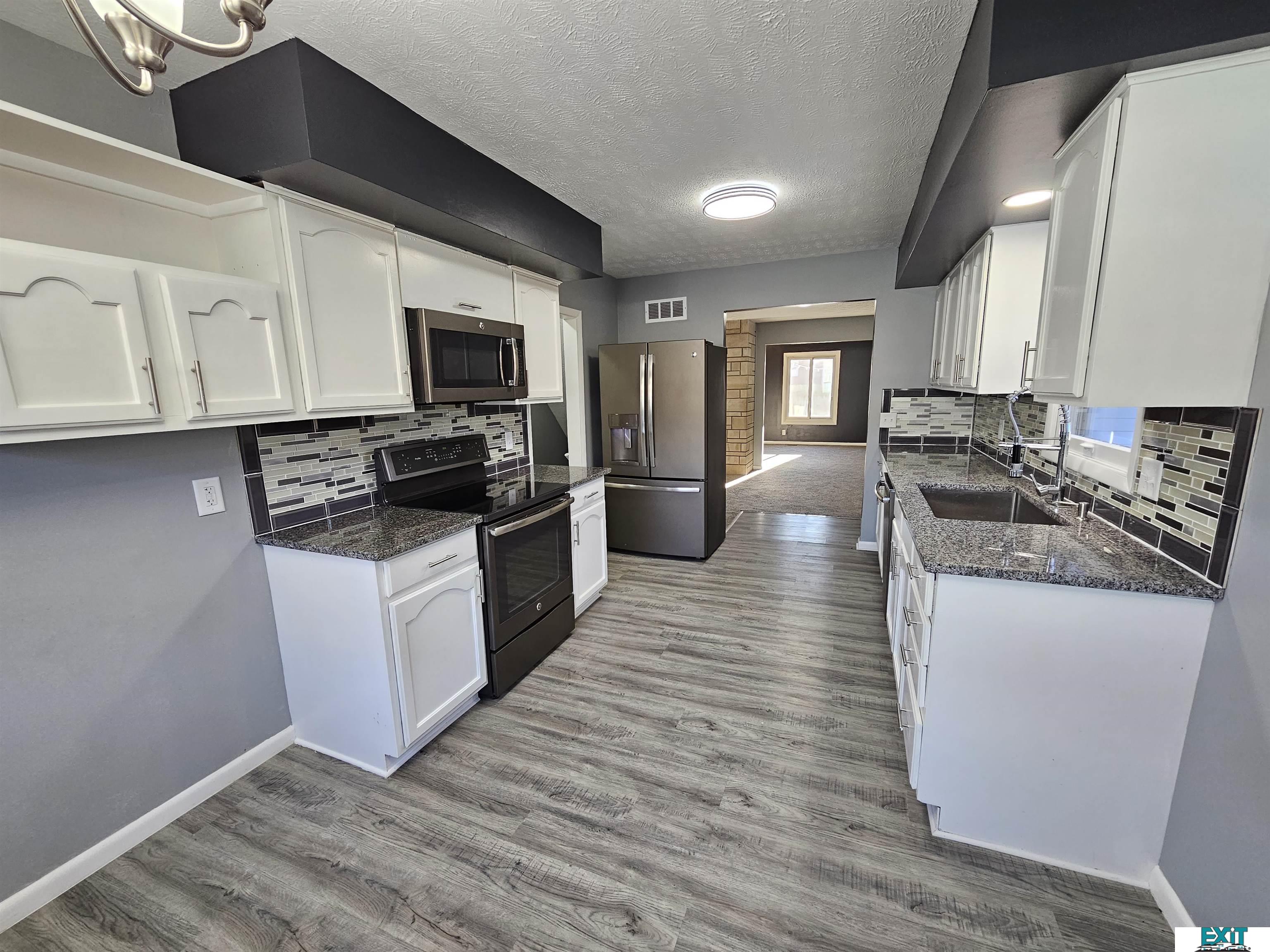 4027 Teri Lane