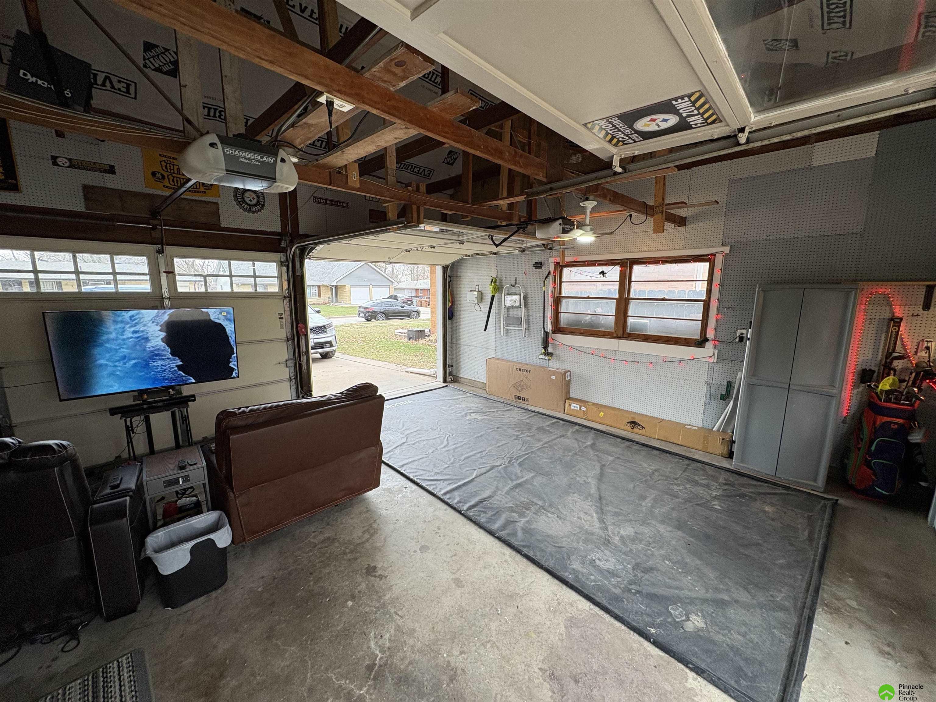 2210 N 61st Street