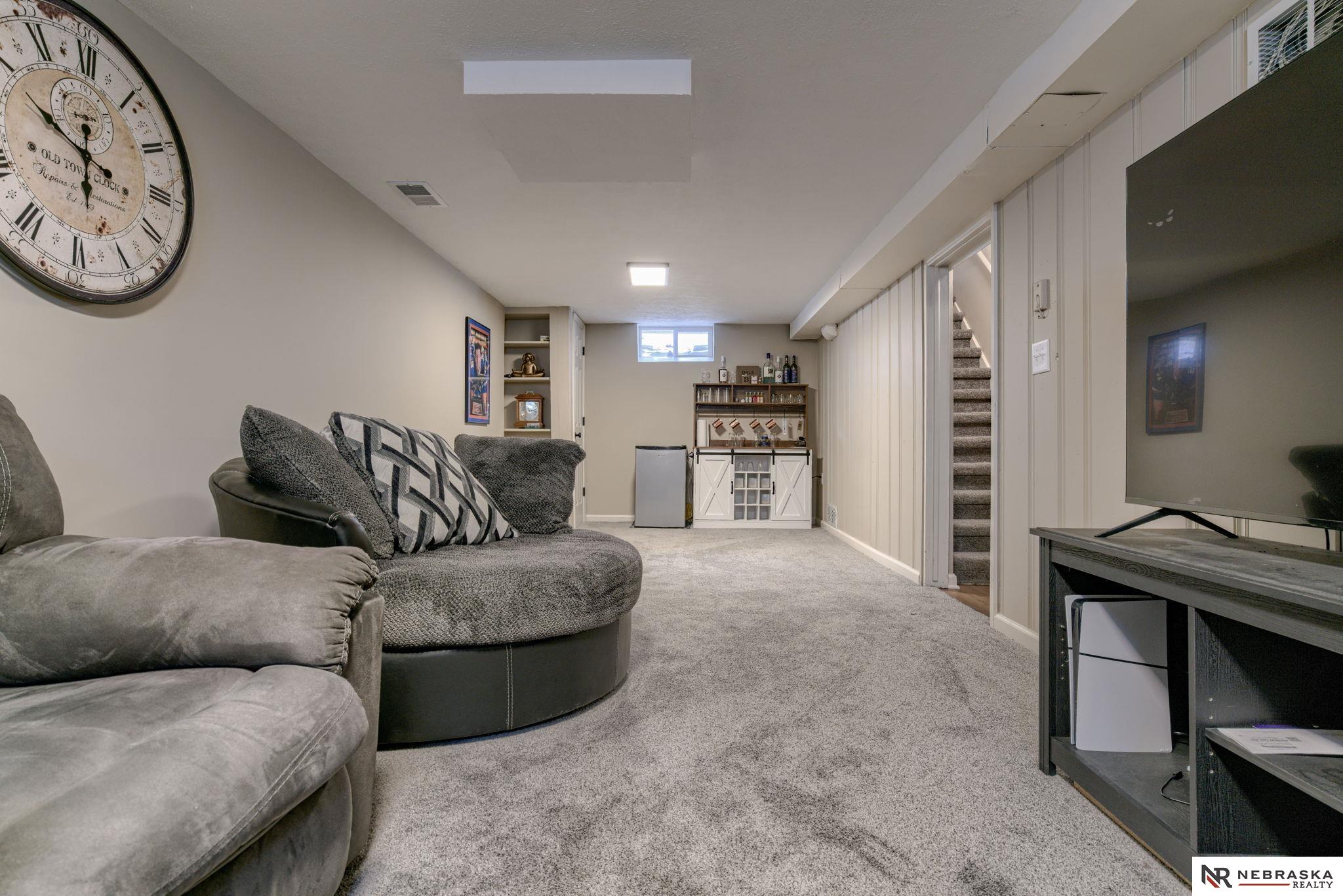 3301 S 44th Street