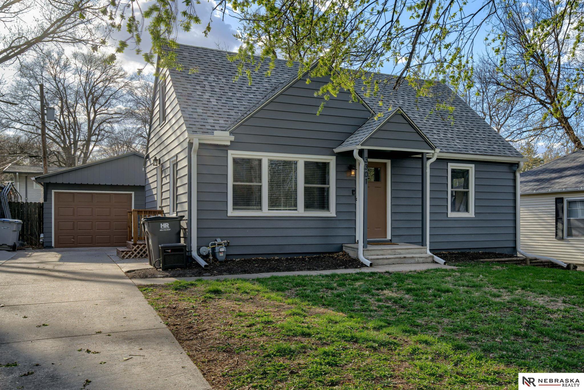 3301 S 44th Street