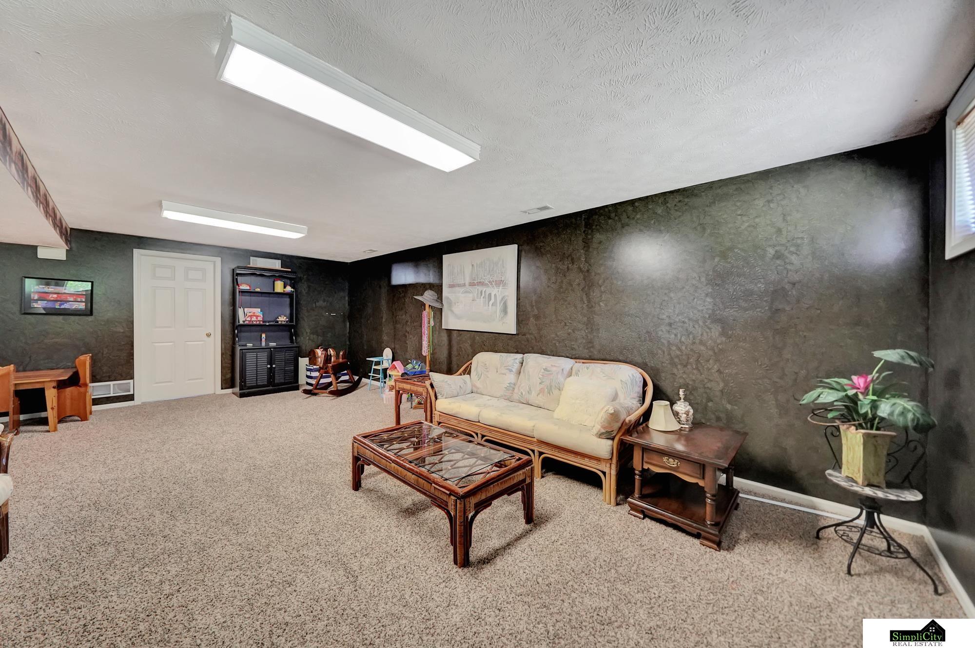7930 Cole Court