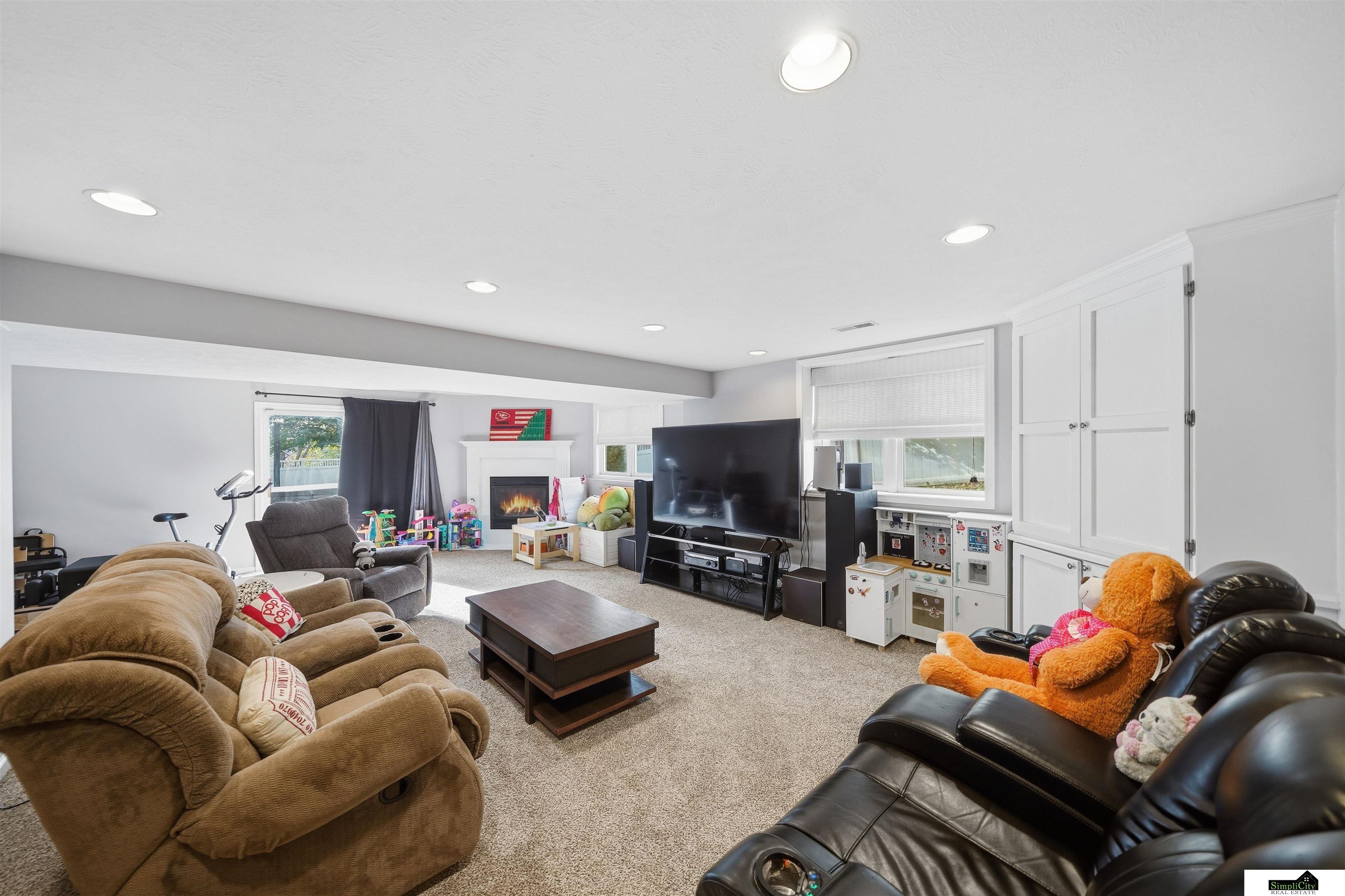 7919 Cheney Ridge Road