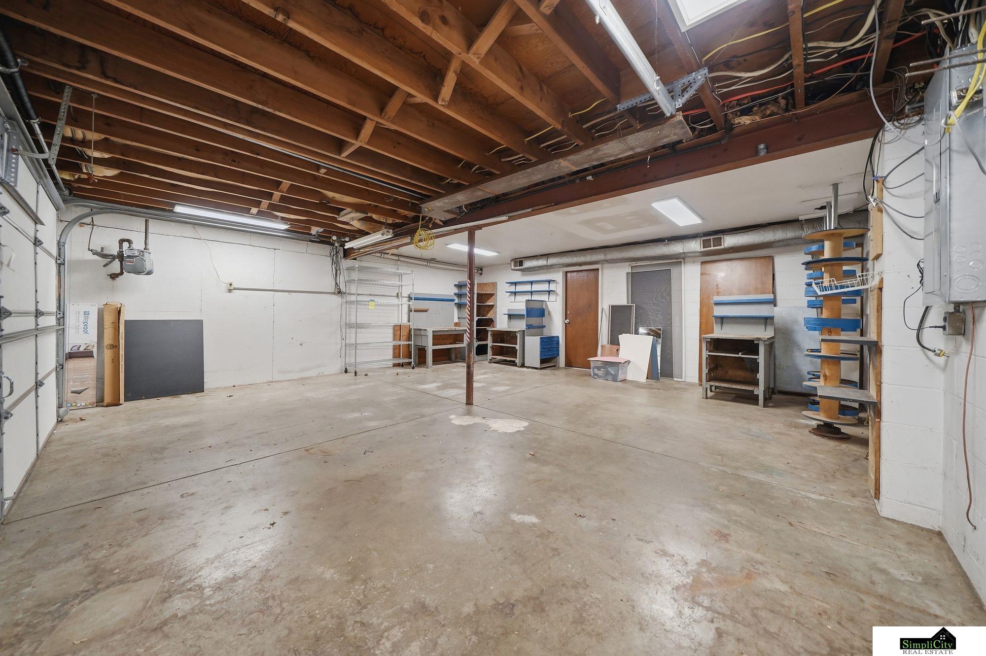 3825 S 39th Street