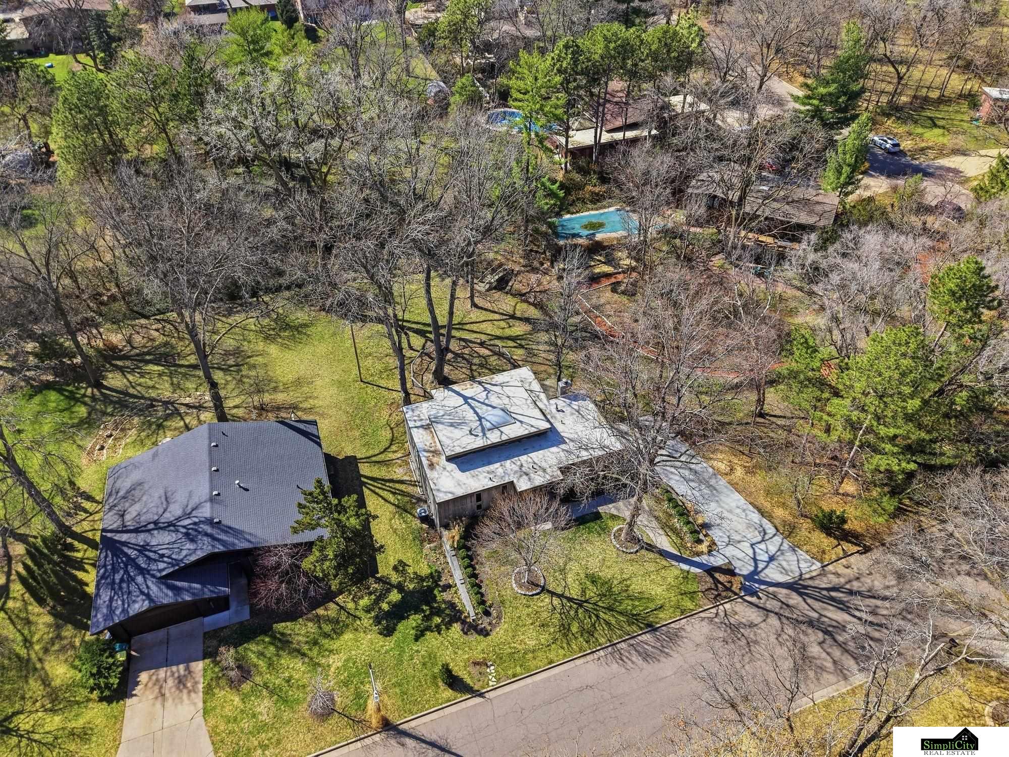 3825 S 39th Street