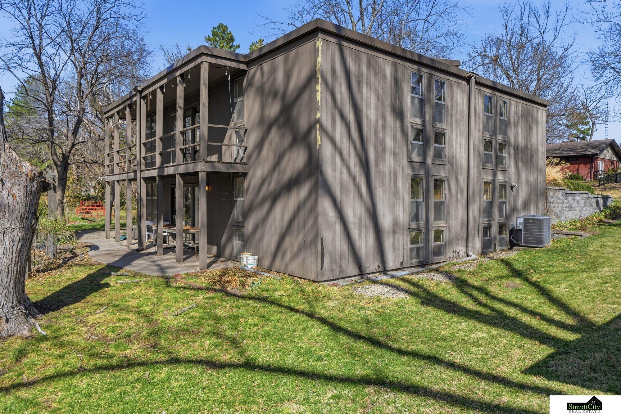 3825 S 39th Street