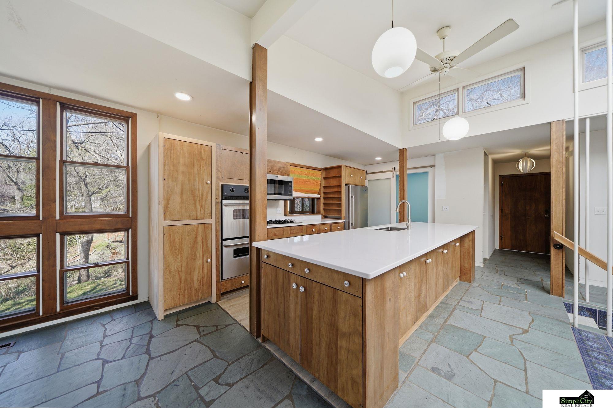 3825 S 39th Street