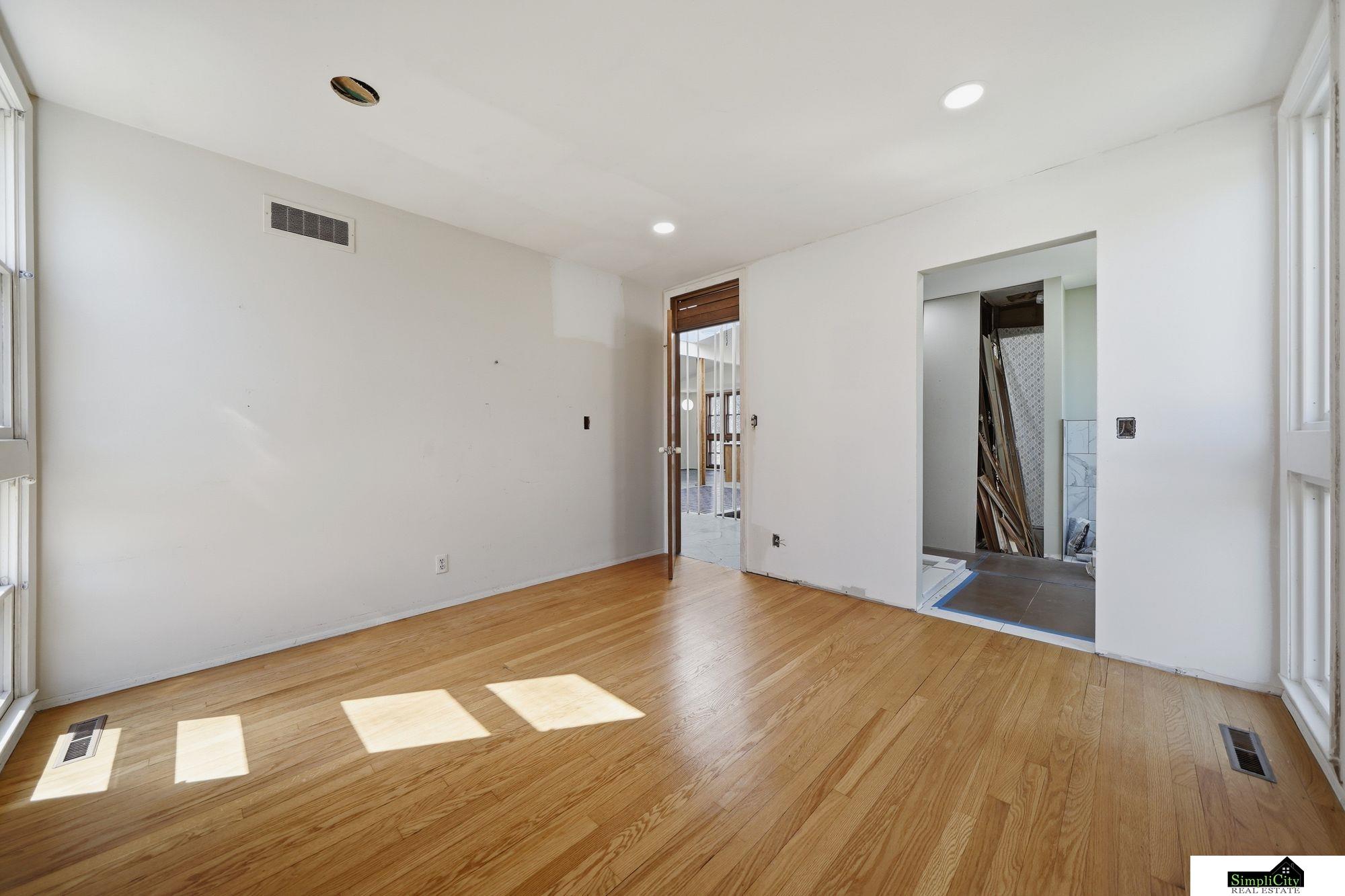 3825 S 39th Street