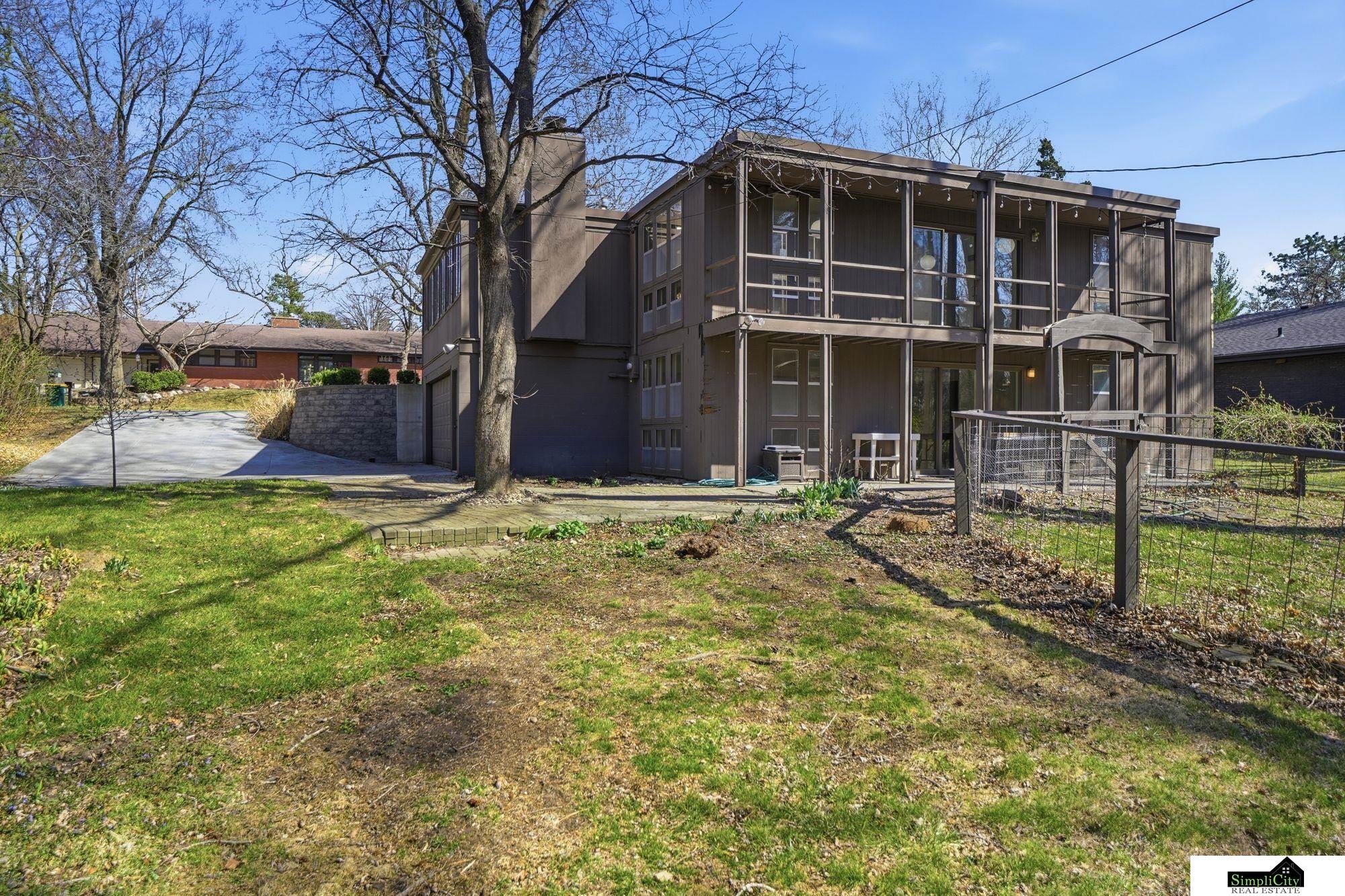 3825 S 39th Street