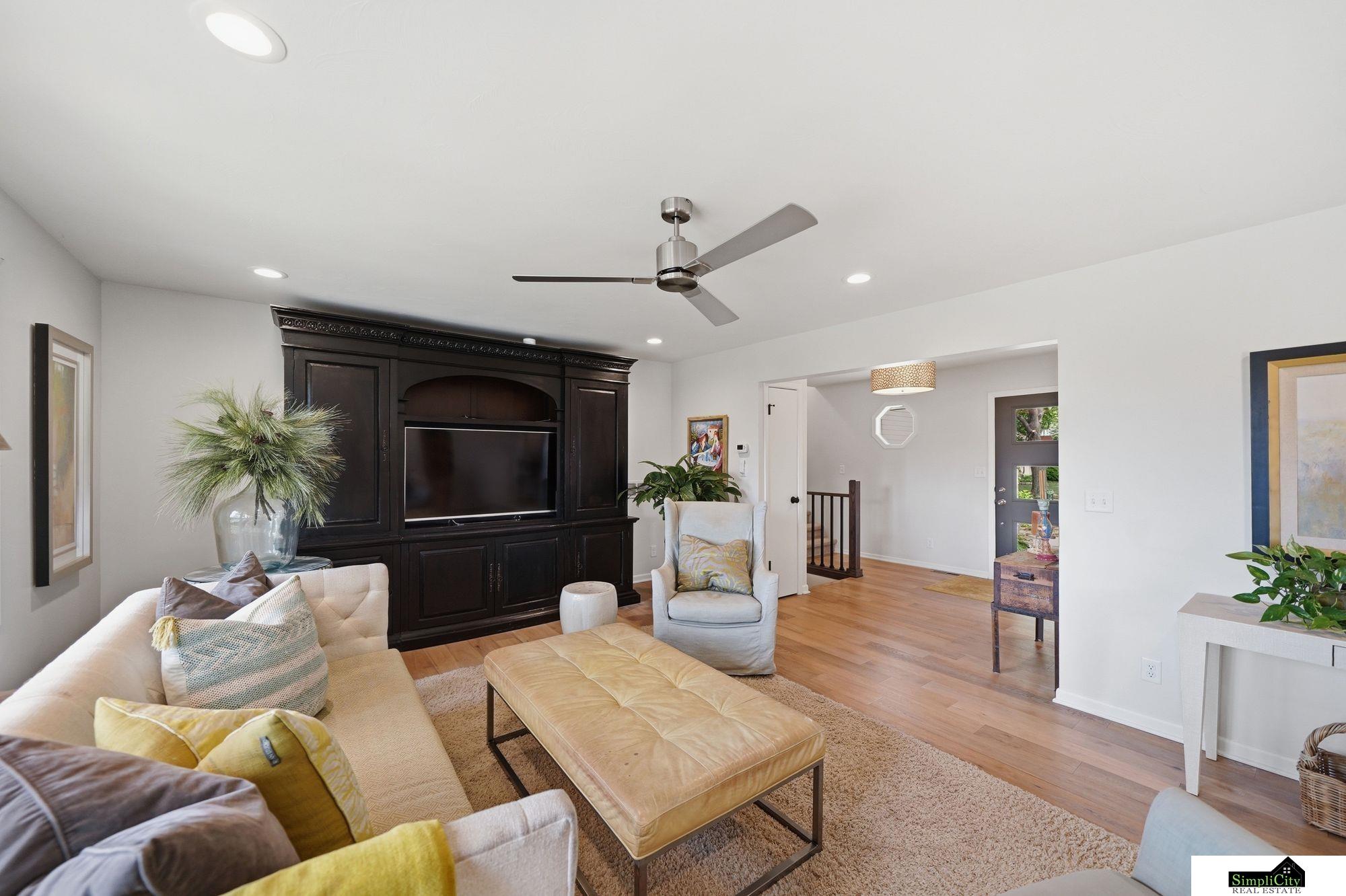 2835 Kucera Drive