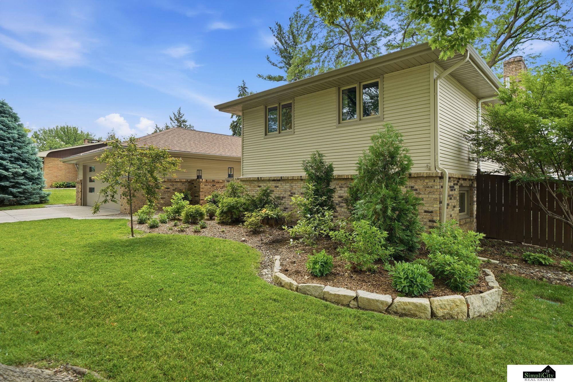 2835 Kucera Drive