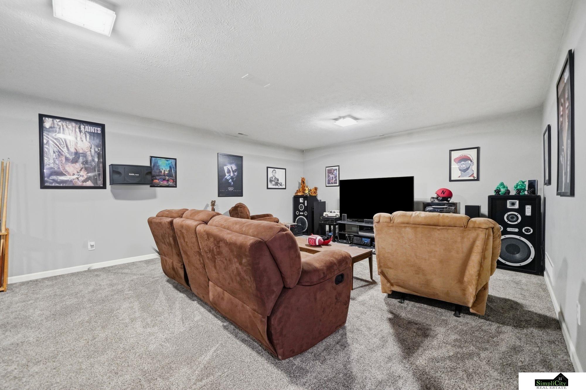 1121 N 99Th Street