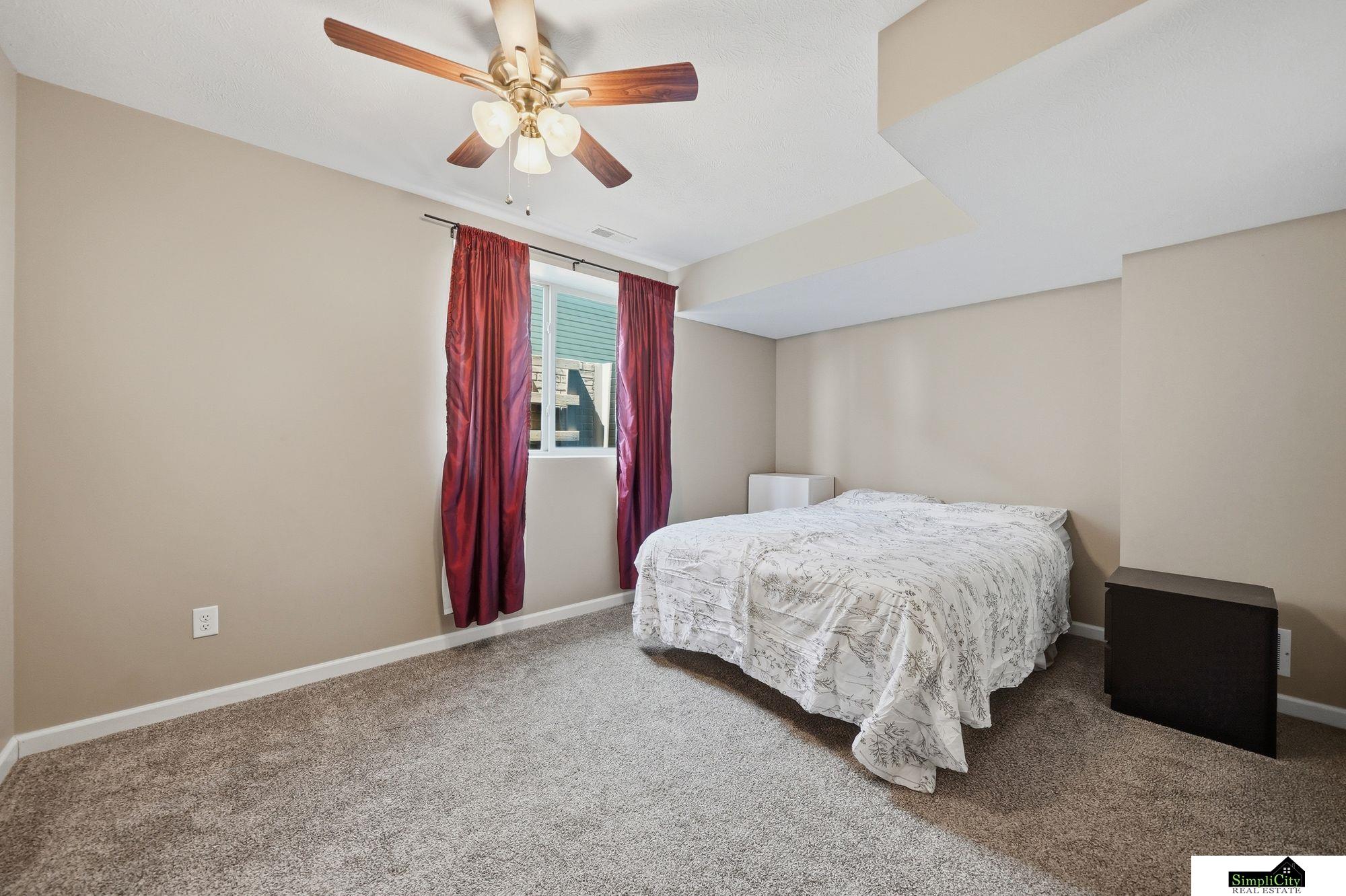 1121 N 99Th Street
