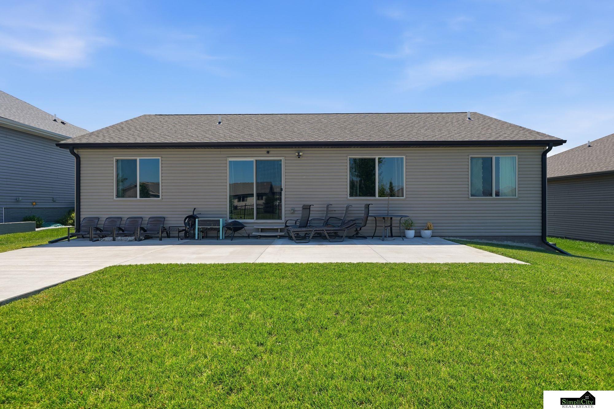 1121 N 99Th Street