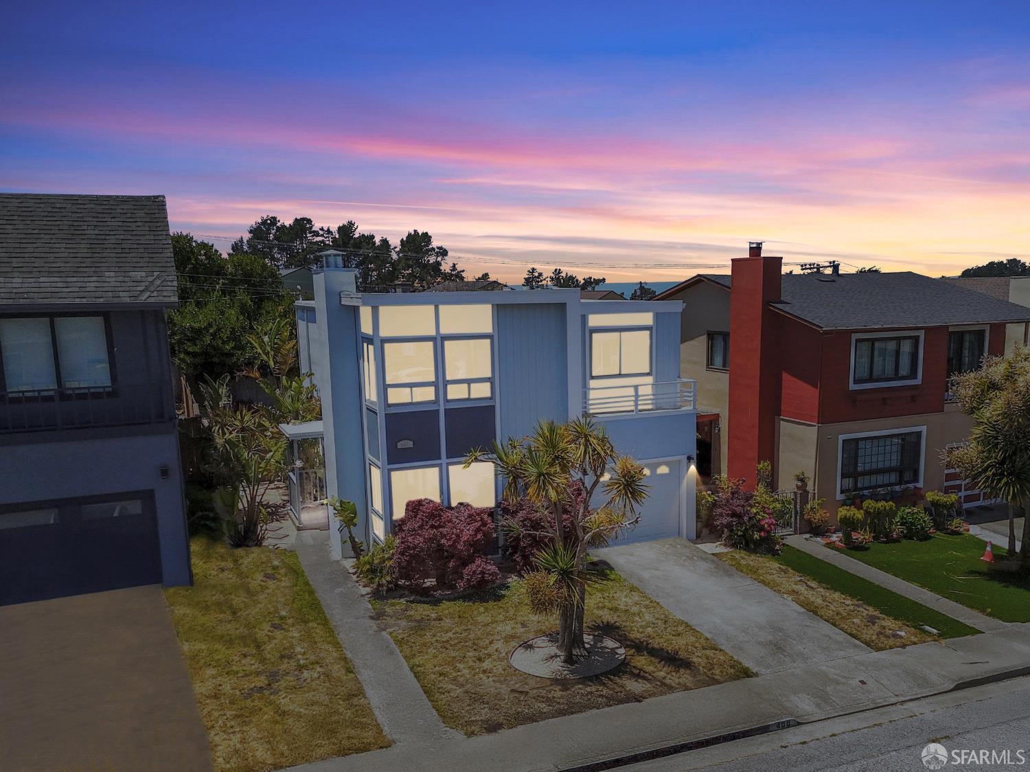 400 Firecrest Avenue