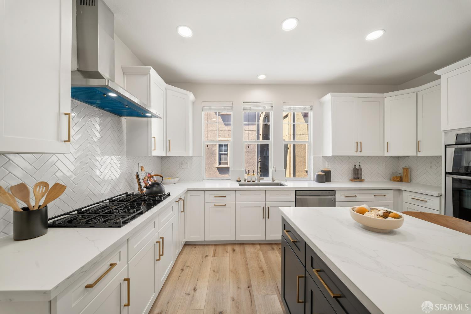 2058 Mary Helen Lane