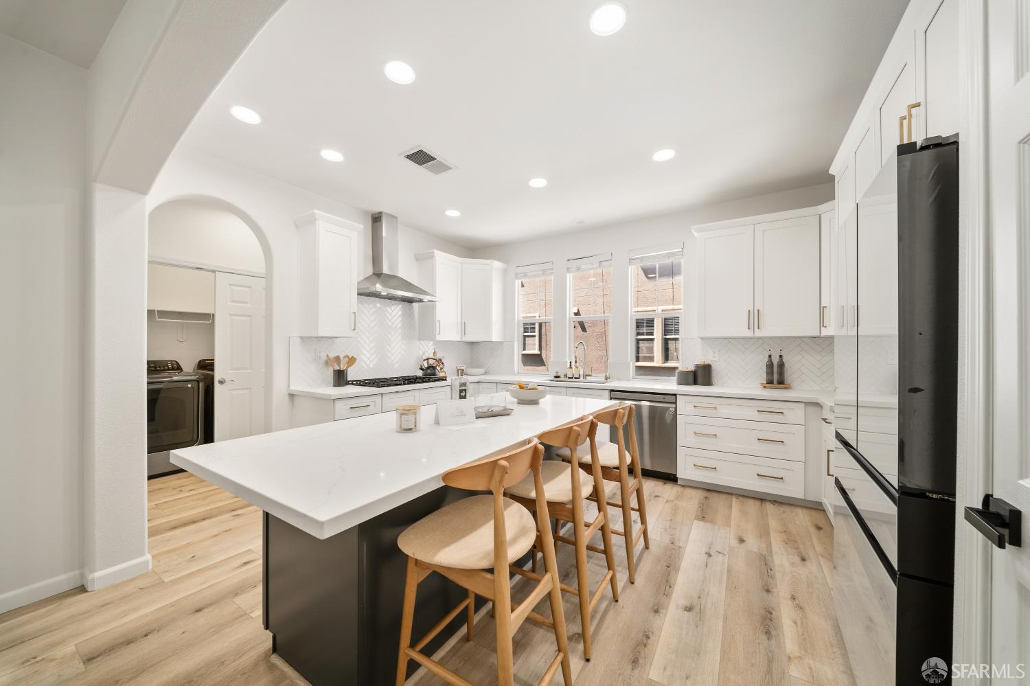2058 Mary Helen Lane