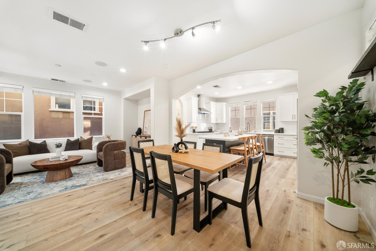 2058 Mary Helen Lane