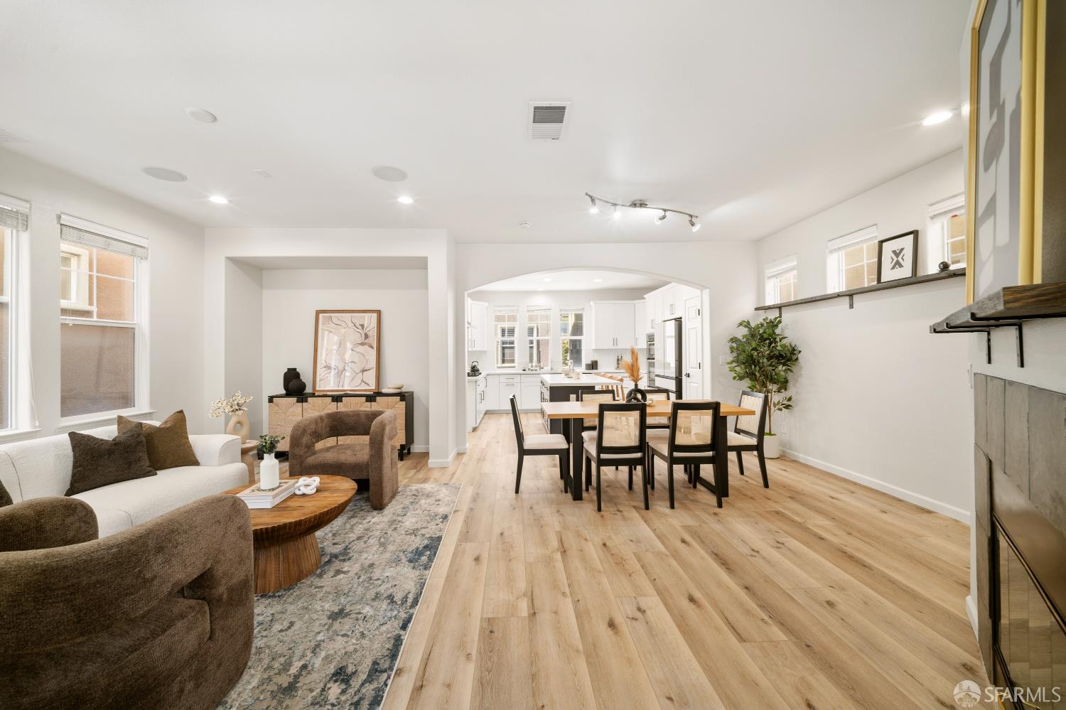 2058 Mary Helen Lane