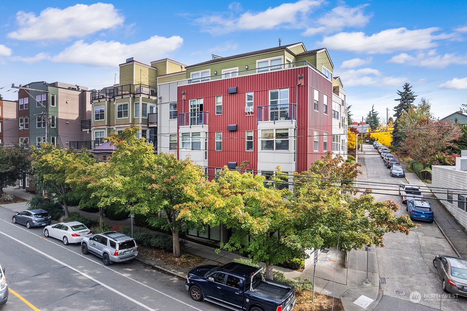 1310 N Lucas Place #405