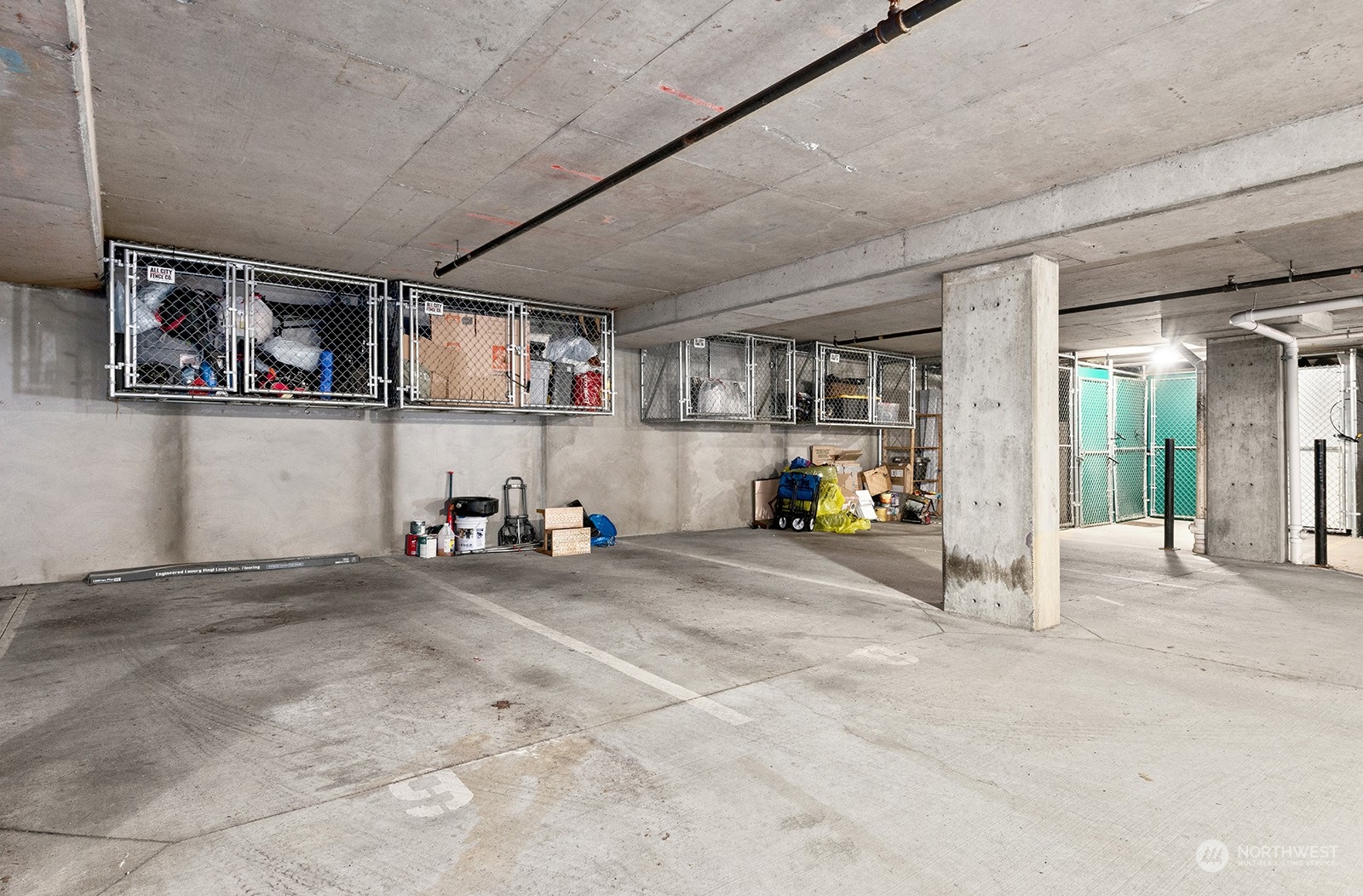 1310 N Lucas Place #405