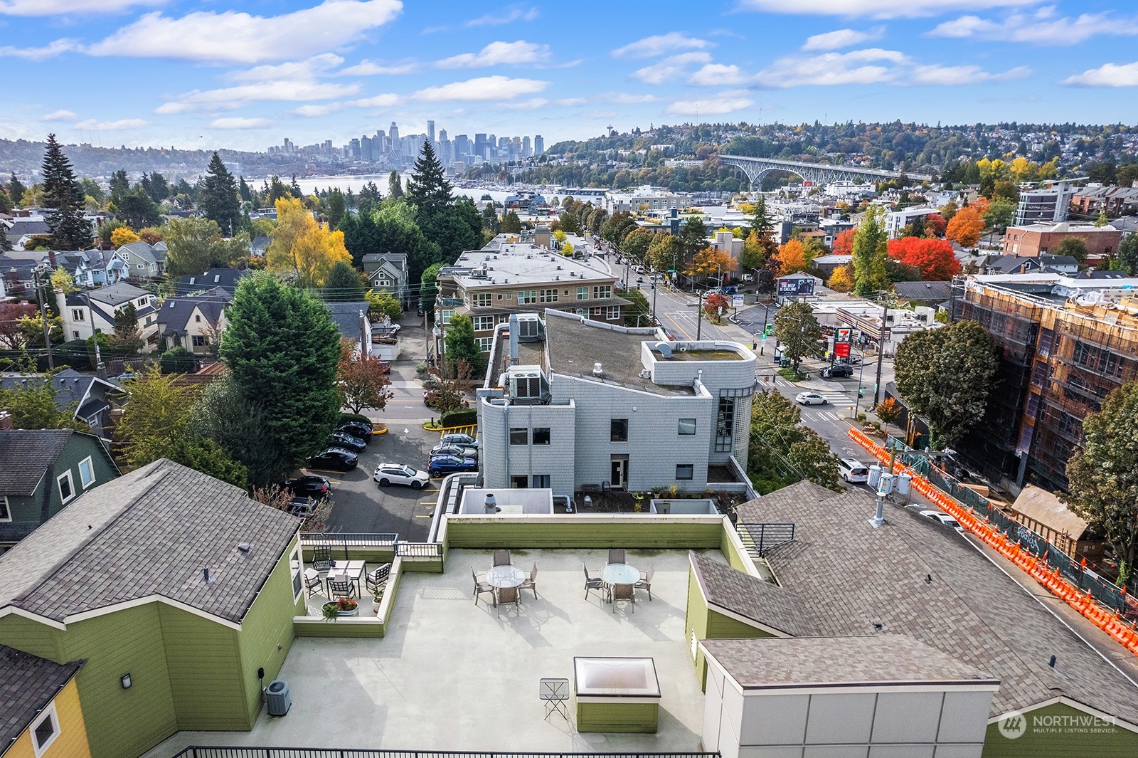 1310 N Lucas Place #405