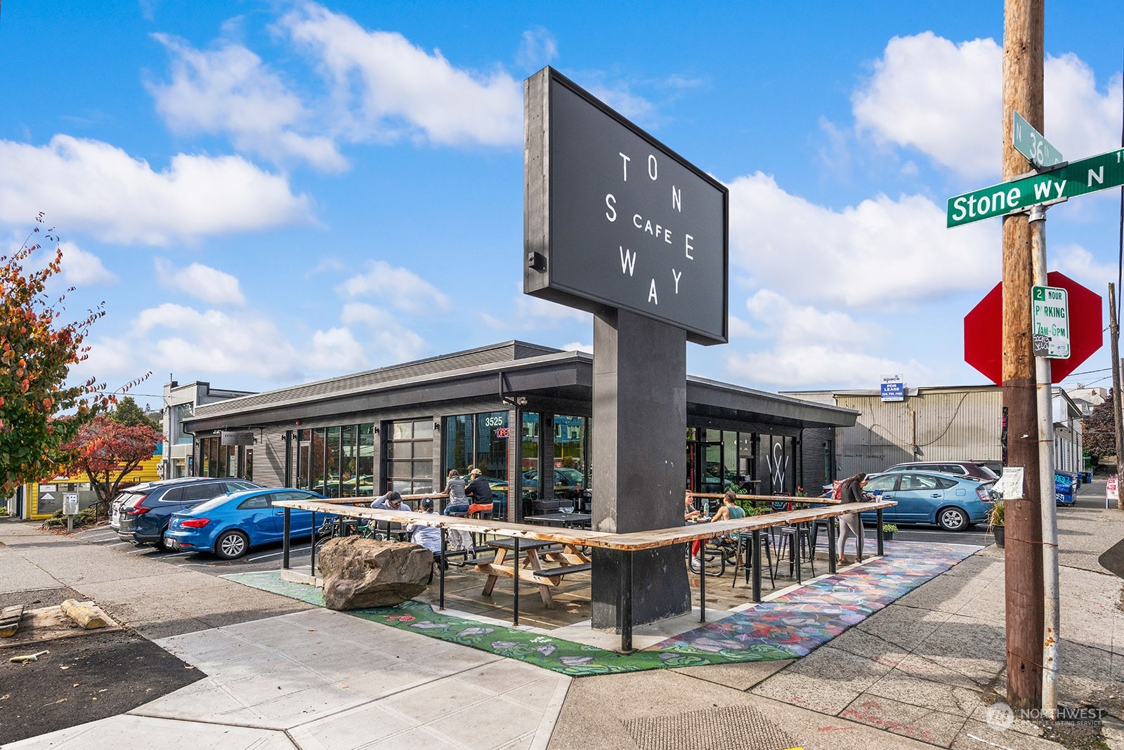 1310 N Lucas Place #405