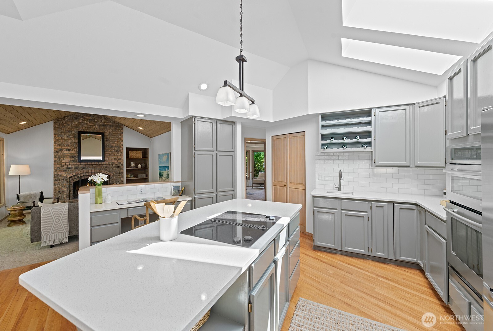 2813 222nd Ave NE Avenue NE