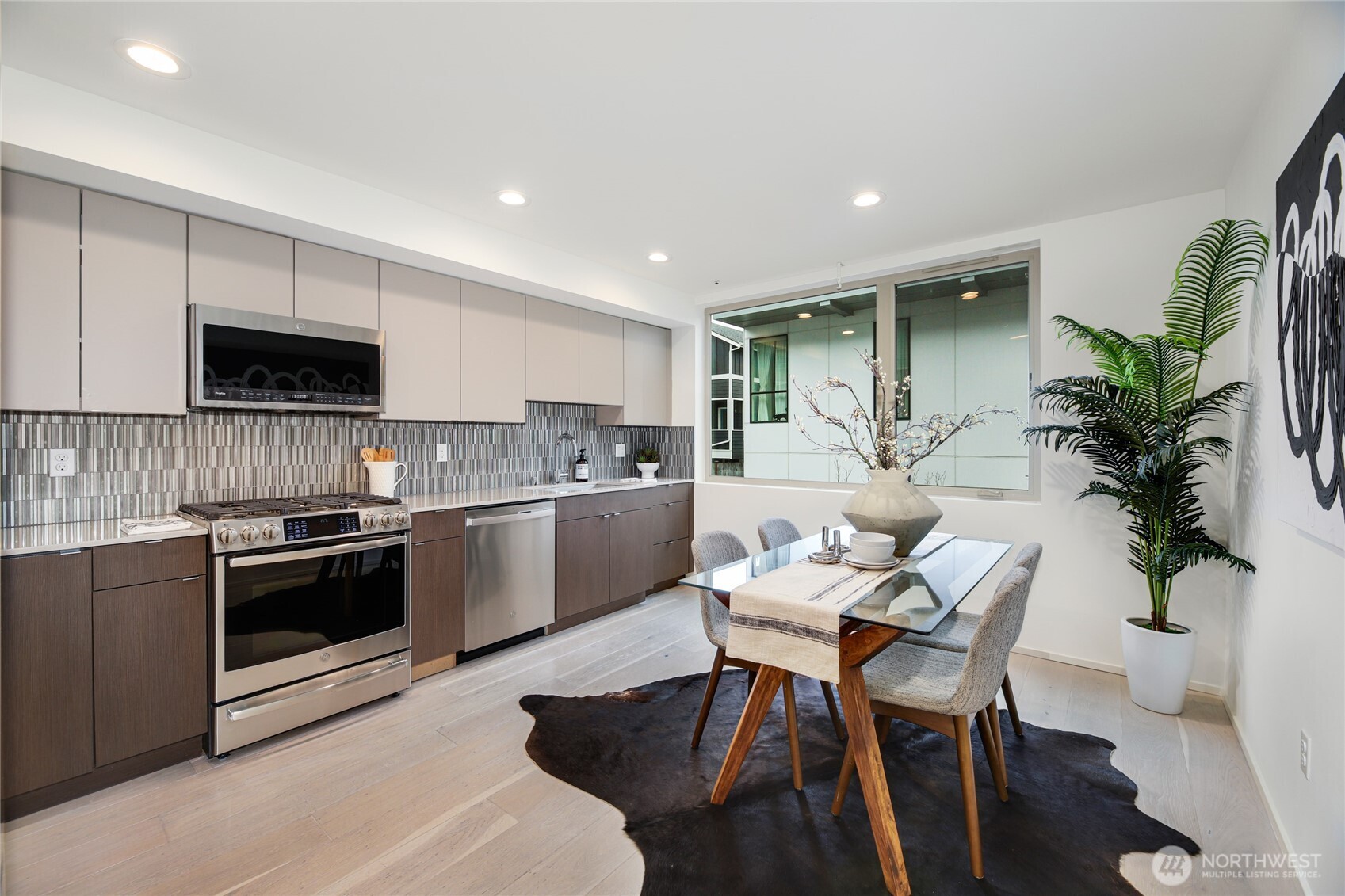 1901 S State Street Unit: B