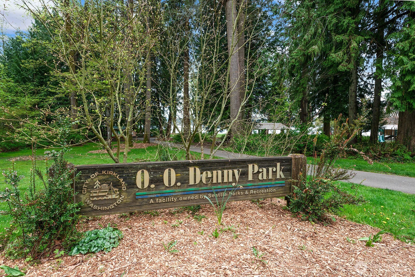 6323 NE 130th Place