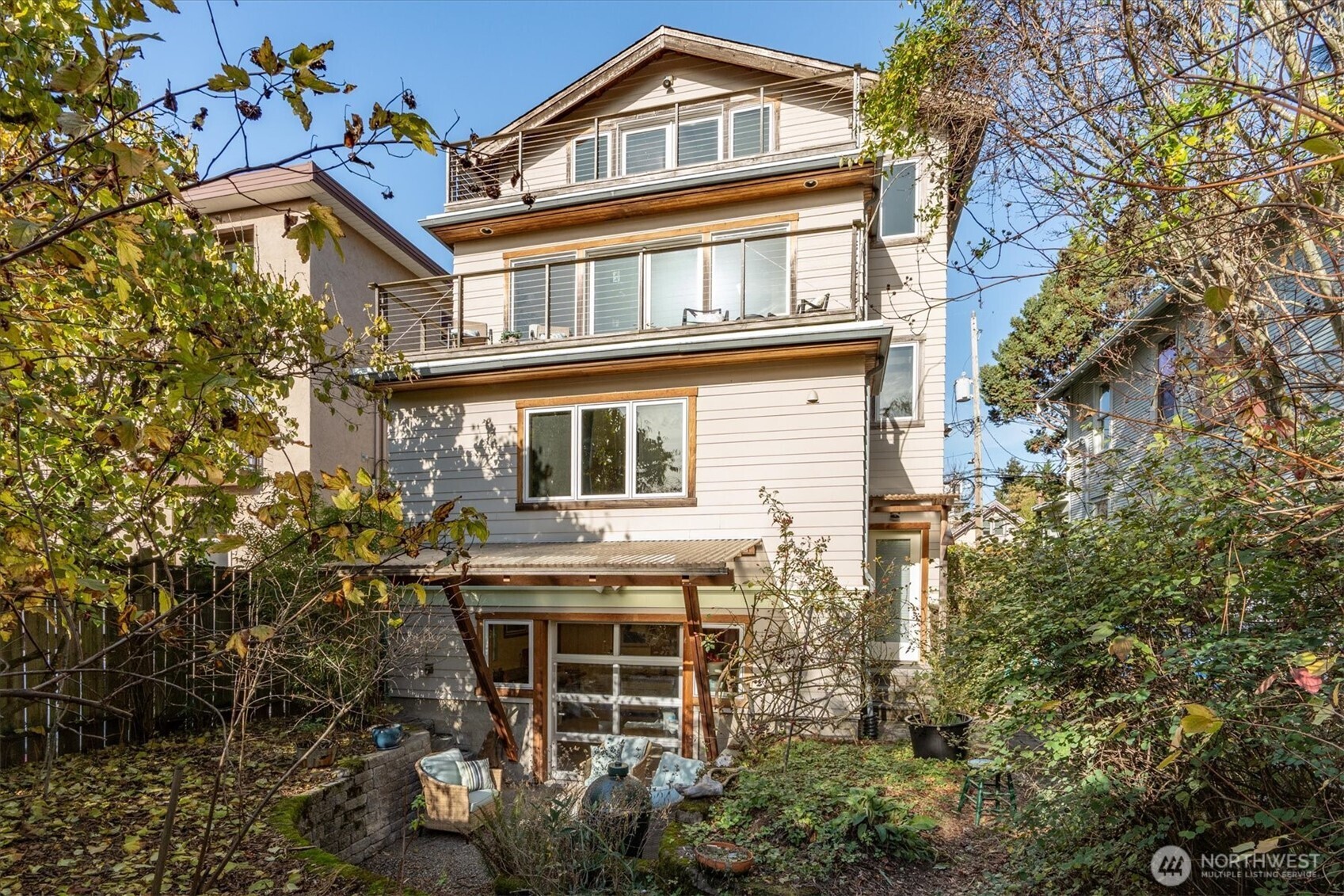 1209 N 44th Street