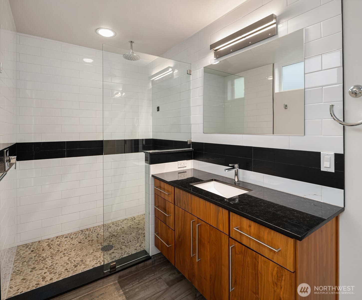 1400 Olympic Way W