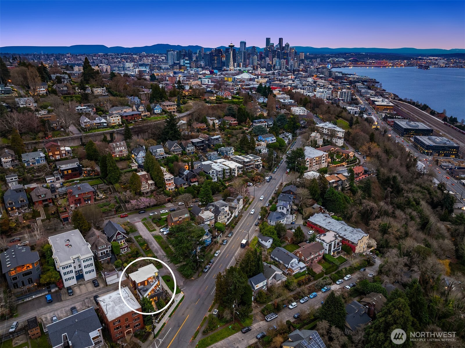 1400 Olympic Way W