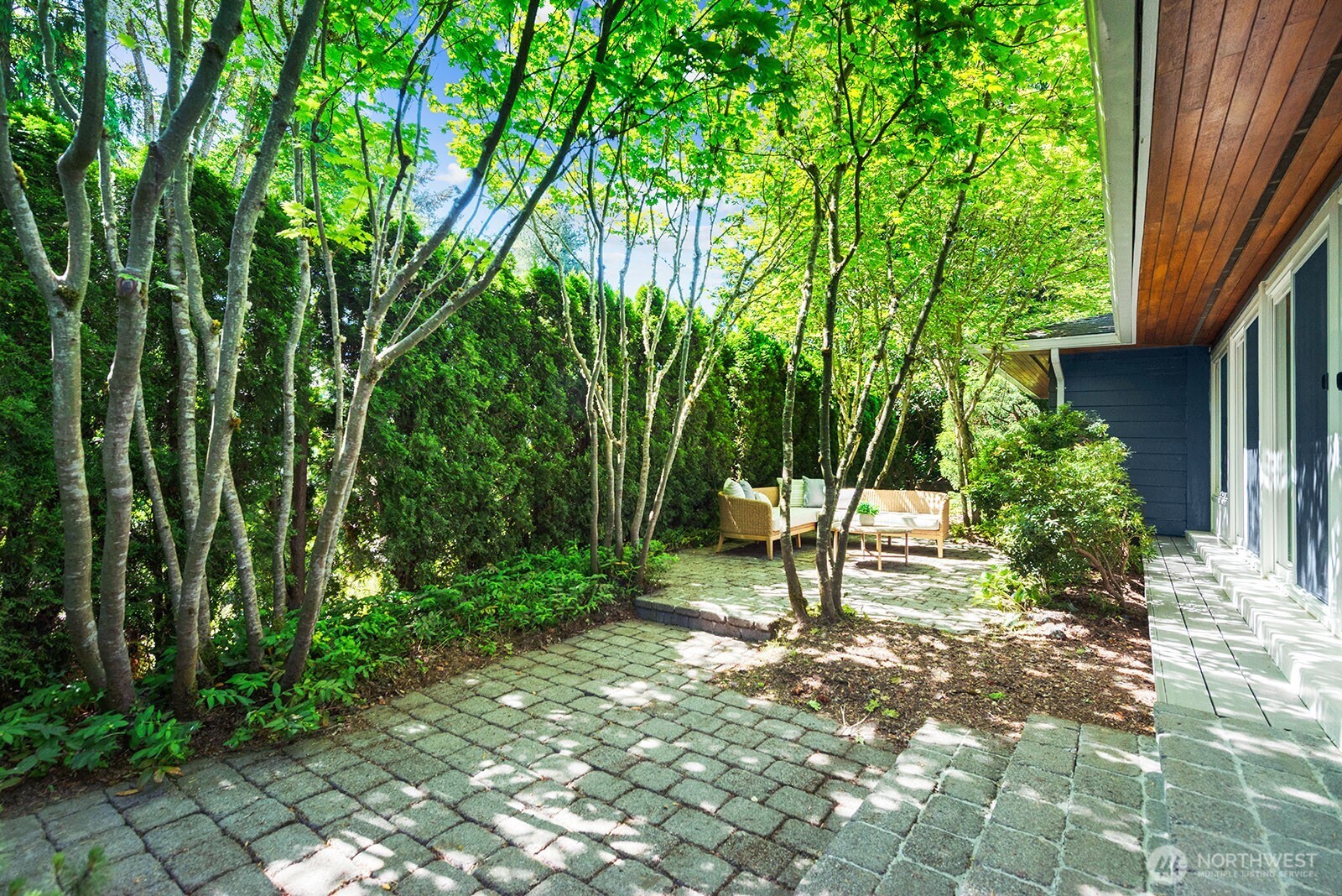 3651 Perkins Lane W