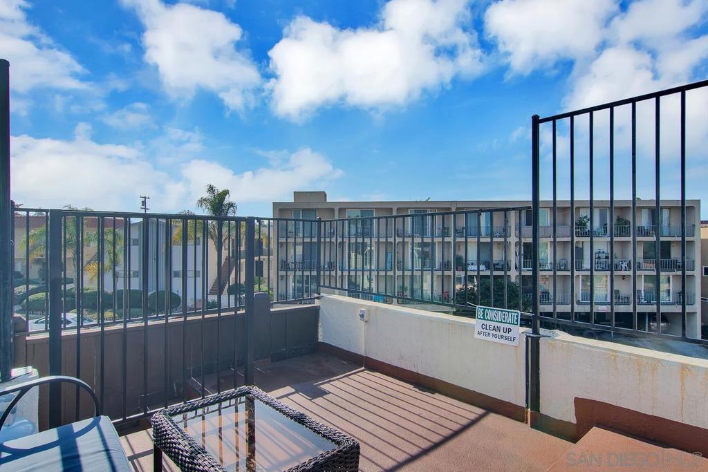 4494 Mentone St. 6