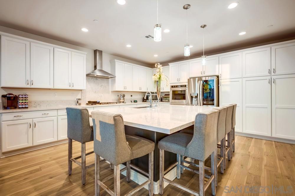 35828 Blue Breton Dr