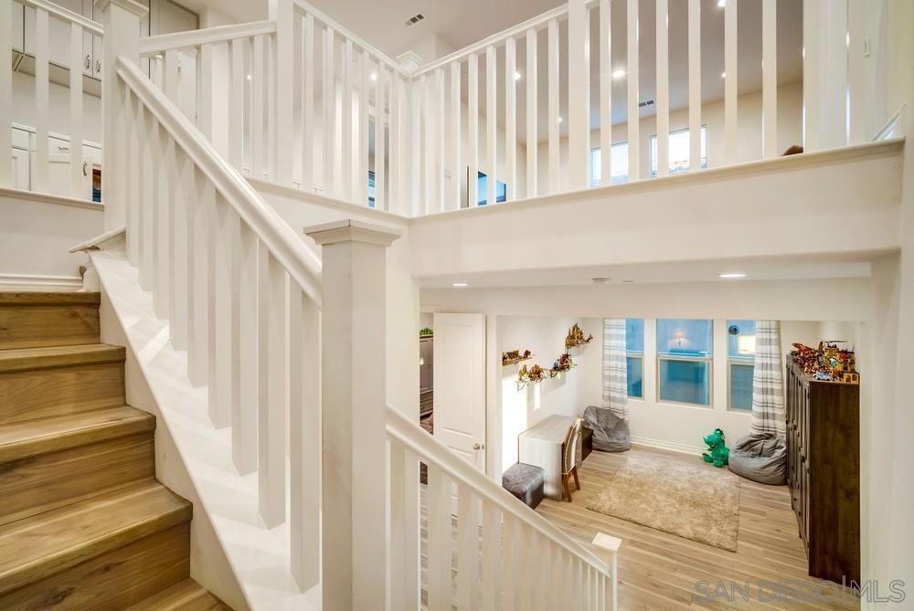 35828 Blue Breton Dr