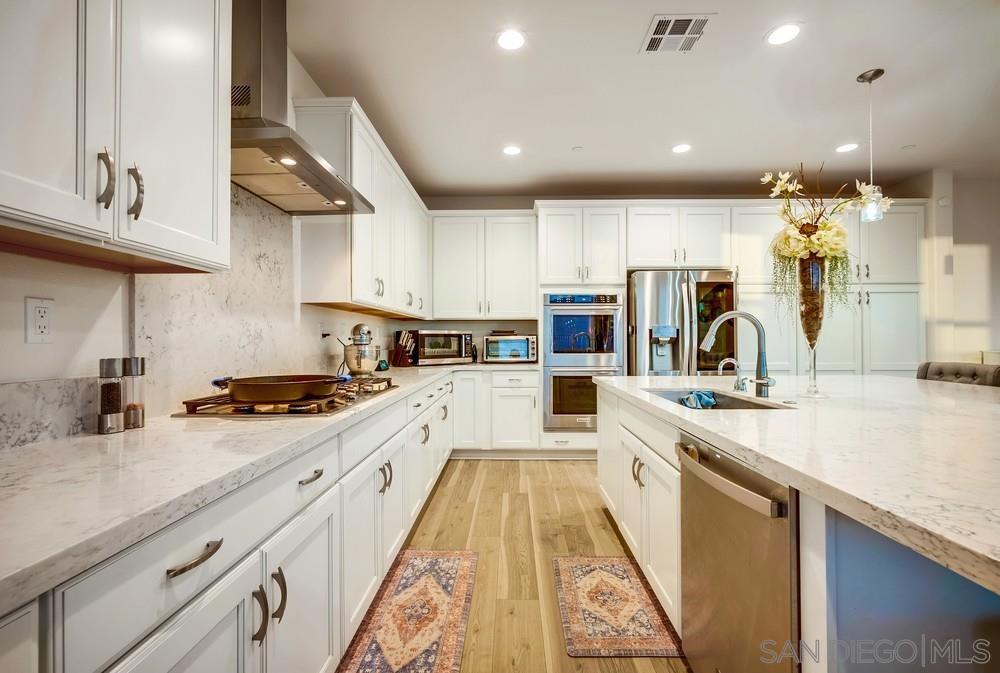 35828 Blue Breton Dr